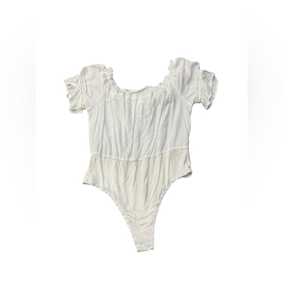 GUC White Ruffled Bodysuit Emory Park Sz Large - Picture 2 of 8